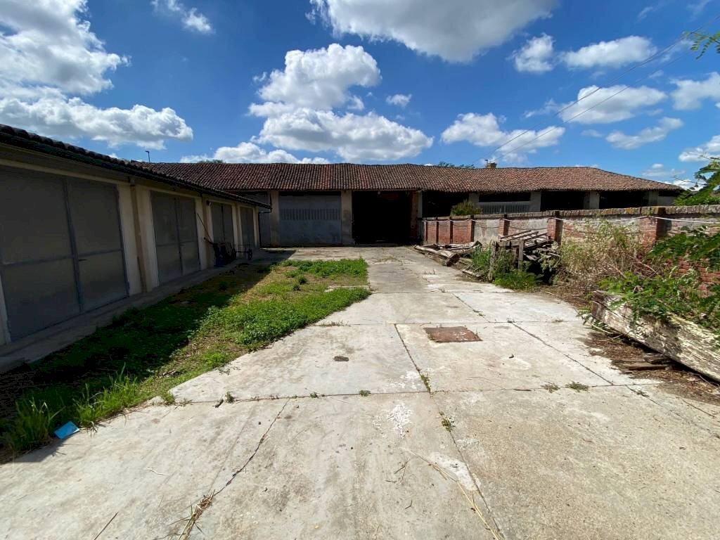 Cortile interno - Rustic via Cascine Madama, 6, Carmagnola - photo 3