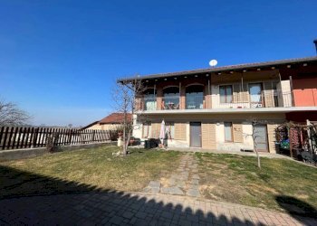 Facciata - Villa vicolo Ritana, 4, Carmagnola - foto 1