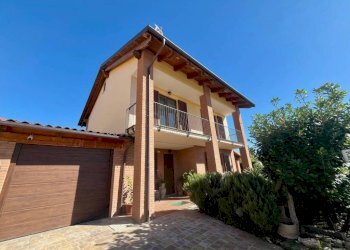 Facciata - Villa via Don Antonio Zappino, 77, Carmagnola - foto 1