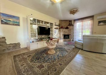 Salone - Villa via Don Antonio Zappino, 77, Carmagnola - foto 2