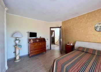 Camera da letto - Villa via Don Antonio Zappino, 77, Carmagnola - foto 32