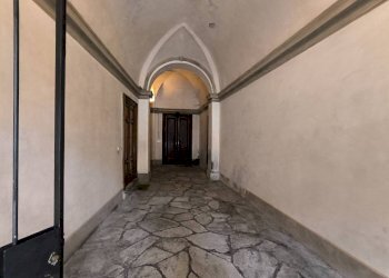 Interno palazzo - Apartment via Carassone, 2A, Mondovì - photo 7