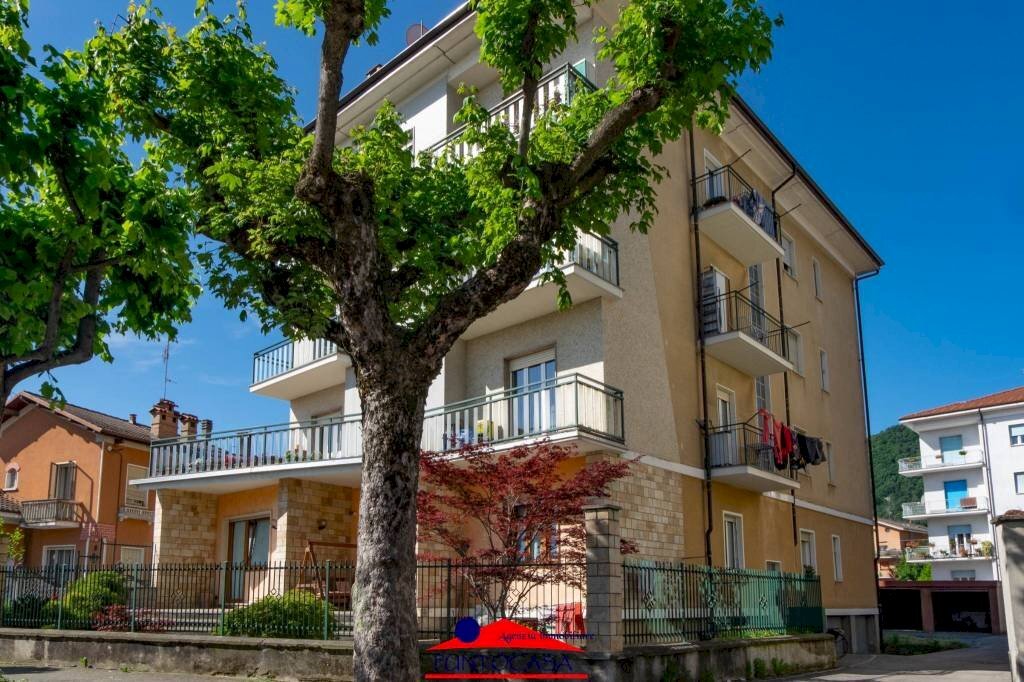 Facciata - Quadrilocale viale Stazione, 28, Dronero - foto 3