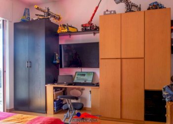 Camera da letto - Quadrilocale viale Stazione, 28, Dronero - foto 21