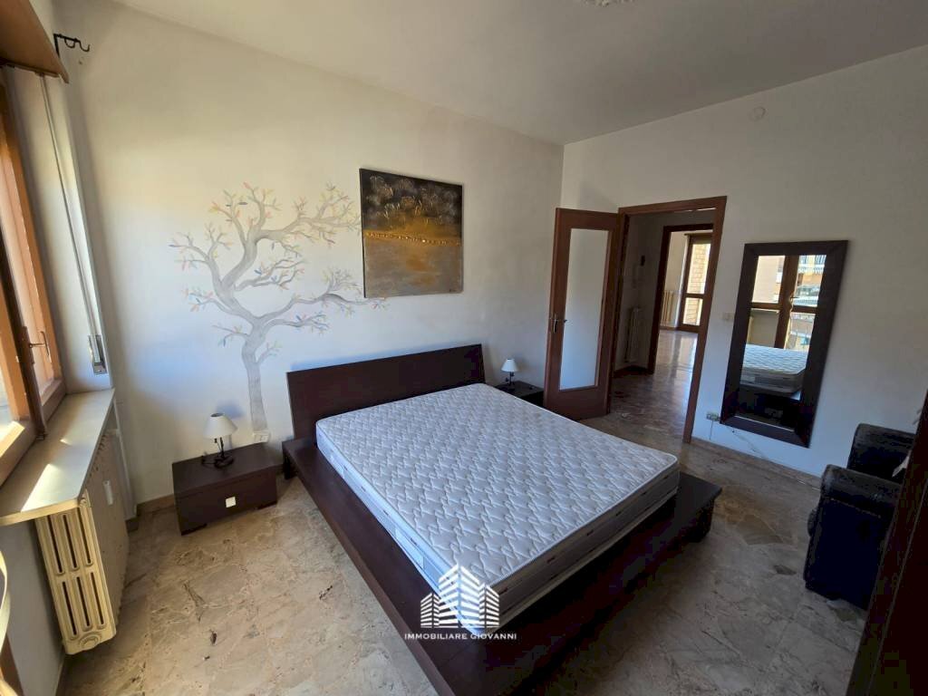 Camera da letto - Three-room apartment via Piave, 37/a, Bra - photo 1