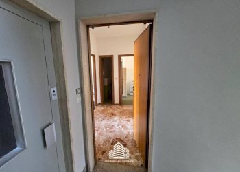 Corridoio - Trilocale via Piave, 37/a, Bra - foto 15