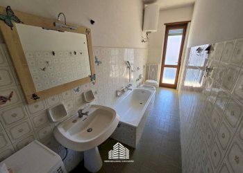 Bagno - Trilocale via Piave, 37/a, Bra - foto 16