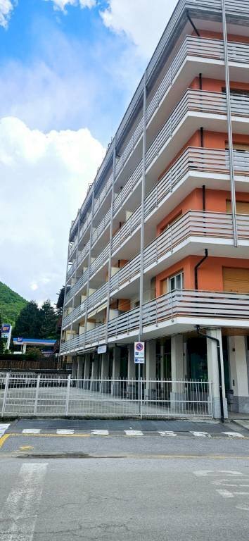 Facciata - Trilocale piazza Vermenagna, 1, Vernante - foto 2