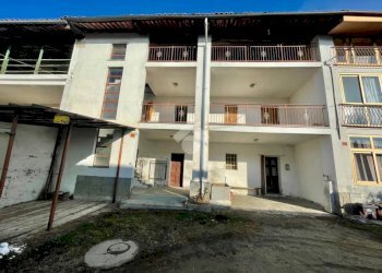 Casa semi indipendente Via Centrale, Castellamonte - foto 2