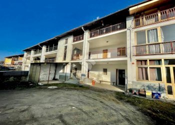 Casa semi indipendente Via Centrale, Castellamonte - foto 3