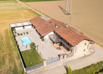 Three-family Villa Localita Motta Gastaldi, Cavallermaggiore - photo 3