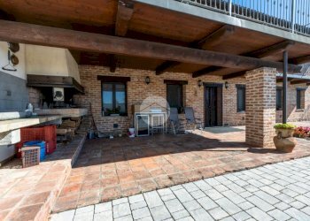 Three-family Villa Localita Motta Gastaldi, Cavallermaggiore - photo 9