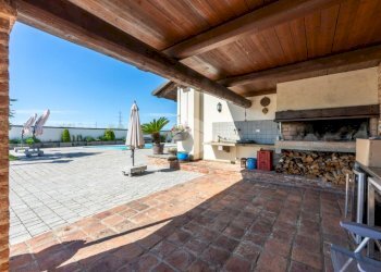 Three-family Villa Localita Motta Gastaldi, Cavallermaggiore - photo 10