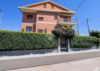 Villa Via revignano, La Loggia - photo 1