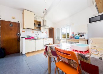 Foto 1 - Three-room apartment Via Madre Rosa Bianchi, Genova - photo 1