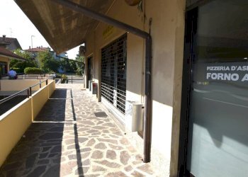 Foto 19 - Attività Commerciale grazia deledda
 
20/e, Usmate Velate - foto 19