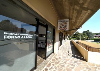 Foto 24 - Attività Commerciale grazia deledda
 
20/e, Usmate Velate - foto 24