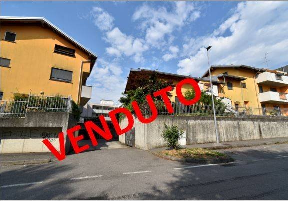 Foto 1 - Box Via Turati
 
2/A, Bernareggio - photo 1