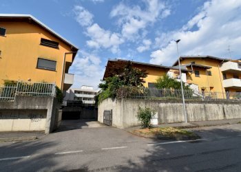 Foto 2 - Box Via Turati
 
2/A, Bernareggio - photo 2