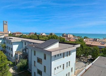 Foto 12 - Quadrilocale Via Adige
 
45, Porto Sant'Elpidio - foto 12