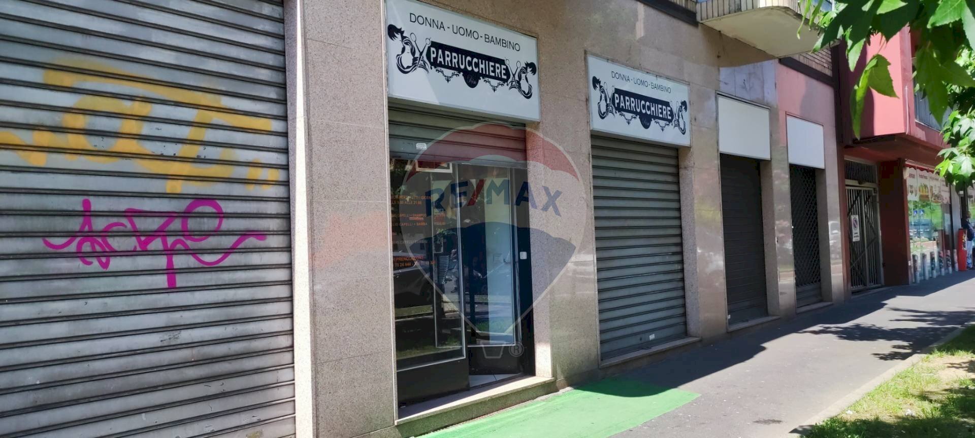 Edificio all\'aperto - Shop Via Faà di Bruno
 
10, Milano - photo 1