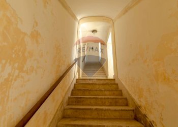 Scale - Casa indipendente Via Ottavio  Scalfo
 
7 - 9 - 11 - 13, Galatina - foto 6