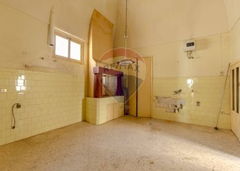 Stanza vuota - Casa indipendente Via Ottavio  Scalfo
 
7 - 9 - 11 - 13, Galatina - foto 21