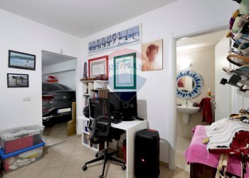 Ufficio - Quadrilocale Via degli Impagliatori
 
14, Giovinazzo - foto 23