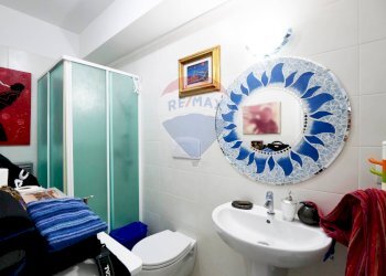 Bagno - Quadrilocale Via degli Impagliatori
 
14, Giovinazzo - foto 24