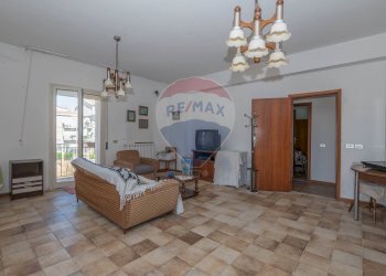 Soggiorno - Casa indipendente via domenico tempio
 
35, Caltagirone - foto 8