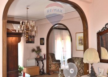 Soggiorno - Quadrilocale Via Monti Iblei
 
8, Tremestieri Etneo - foto 2