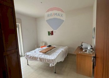 camera matrimoniale - Trilocale Brolo - foto 10