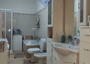 Bagno - Casa semi indipendente VIA NAZIONALE
 
109, San Michele di Ganzaria - foto 16