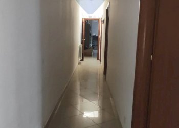 Hall / corridoio - Casa semi indipendente VIA NAZIONALE
 
109, San Michele di Ganzaria - foto 21