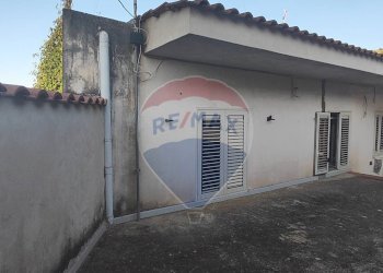 Terrazza - Casa semi indipendente VIA NAZIONALE
 
109, San Michele di Ganzaria - foto 29