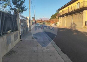 Edificio all\'aperto - Casa semi indipendente VIA NAZIONALE
 
109, San Michele di Ganzaria - foto 36