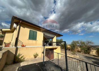 Casa all\'aperto - Villa Contrada Favarella Bassa, Caltanissetta - foto 63