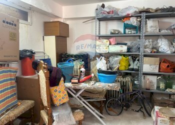 Dispensa di stoccaggio - Villa Contrada Favarella Bassa, Caltanissetta - foto 72