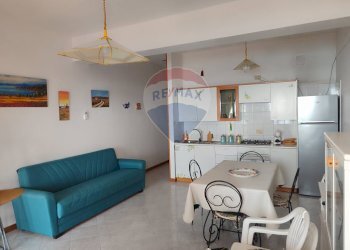 Sala da pranzo - Trilocale Contrada Sillemi c/o LE TERRAZZE
 
4, Letojanni - foto 6