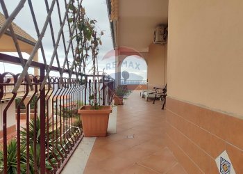 Balcone - Trilocale Contrada Sillemi c/o LE TERRAZZE
 
4, Letojanni - foto 27