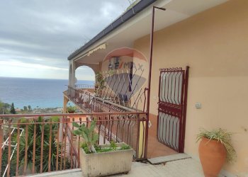Terrazza - Trilocale Contrada Sillemi c/o LE TERRAZZE
 
4, Letojanni - foto 28