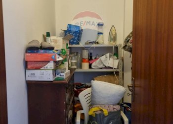 Dispensa di stoccaggio - Trilocale via rote
 
22, Acireale - foto 15