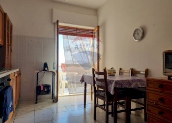 Sala da pranzo - Trilocale via rote
 
22, Acireale - foto 10