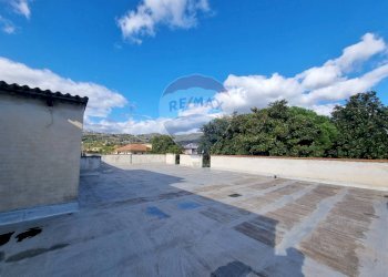 Terrazza - Casa indipendente via principe di piemonte
 
6, Fiumefreddo di Sicilia - foto 29