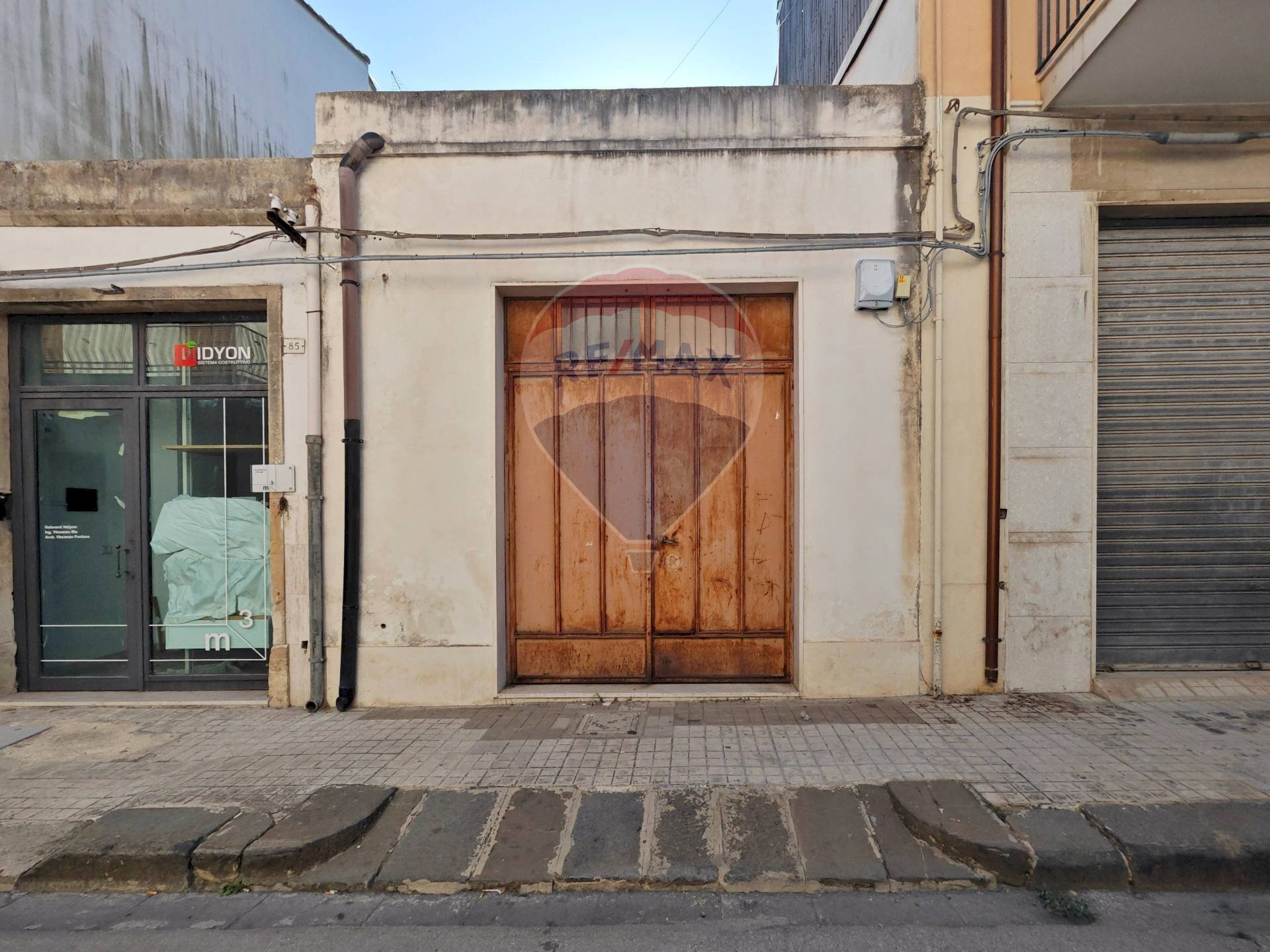 Edificio all\'aperto - Magazzino via Palestro
 
87, Floridia - foto 1