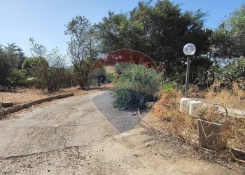 Giardino - Casa semi indipendente VIA UGO FOSCOLO
 
5, Caltagirone - foto 37