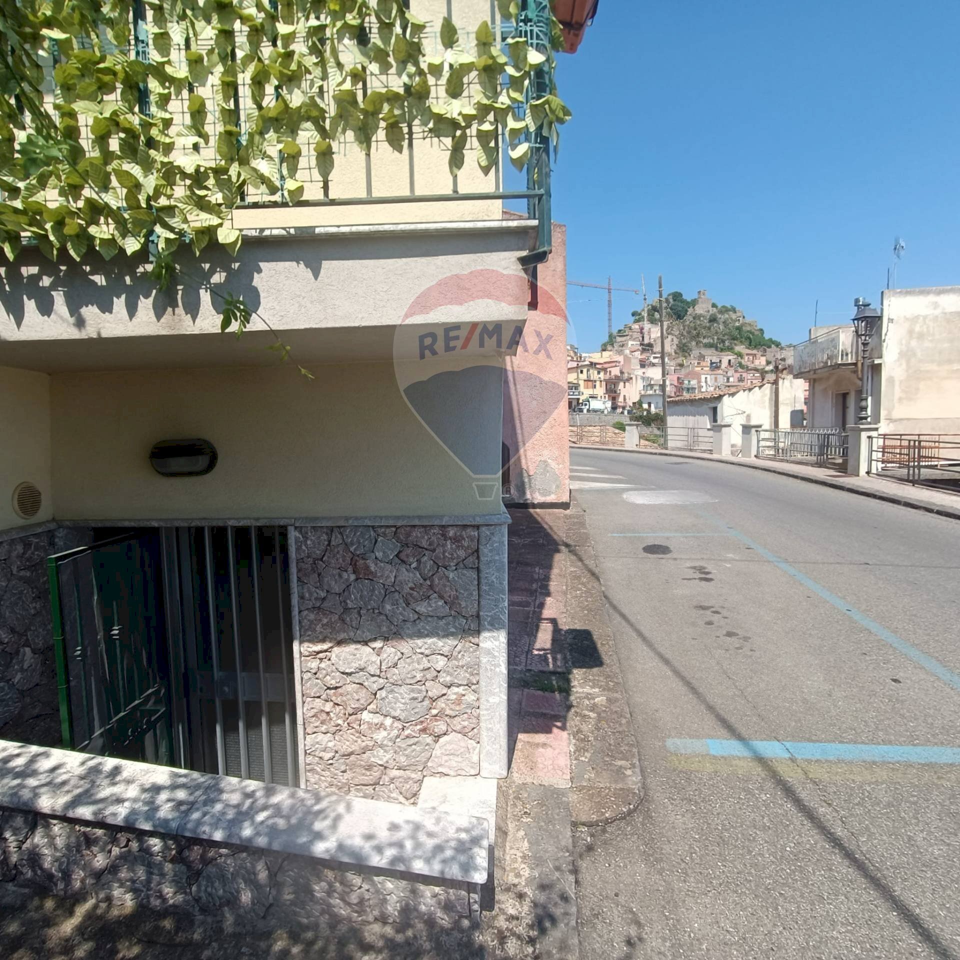 Edificio all\'aperto - Casa indipendente VICOLO IV VANELLAZZA
 
39, Forza d'Agrò - foto 3