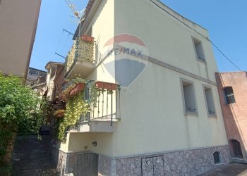 Edificio all\'aperto - Casa indipendente VICOLO IV VANELLAZZA
 
39, Forza d'Agrò - foto 1
