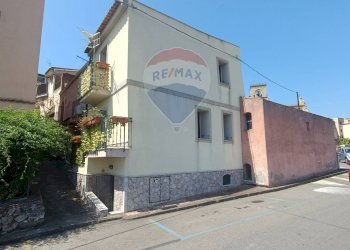 Edificio all\'aperto - Casa indipendente VICOLO IV VANELLAZZA
 
39, Forza d'Agrò - foto 5