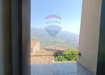 Balcone - Casa indipendente VICOLO IV VANELLAZZA
 
39, Forza d'Agrò - foto 50